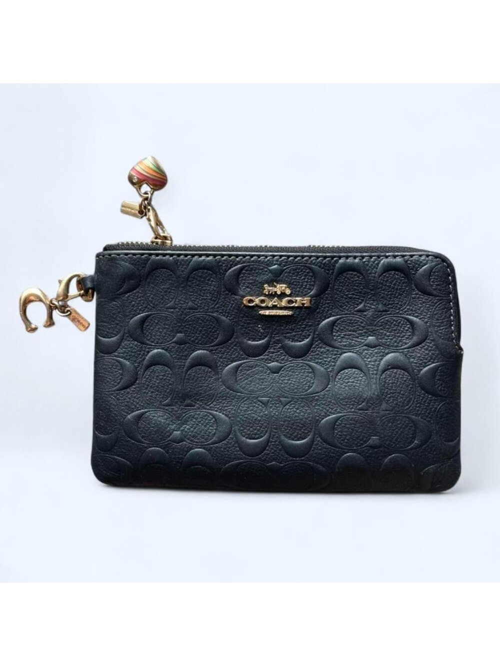 Coach‎ Black Signature C Embossed Leather Corner Zip Wallet Chic Classic Utility